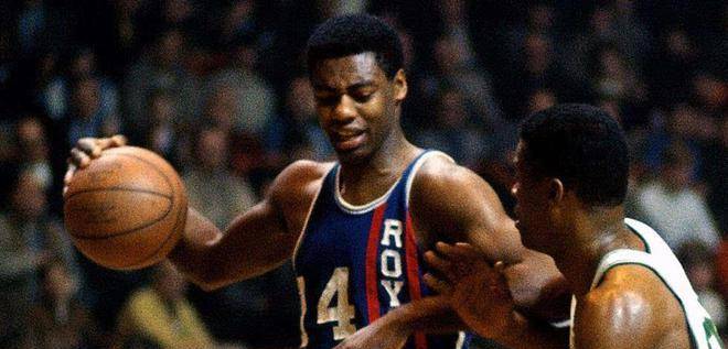 J麦科勒姆 J麦科勒姆